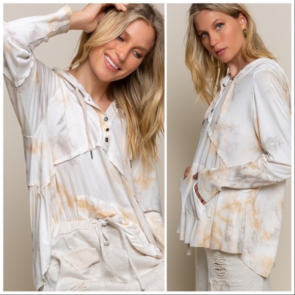 POL Feeling Cozy Coconut Hoodie Top - Picture 10 of 13